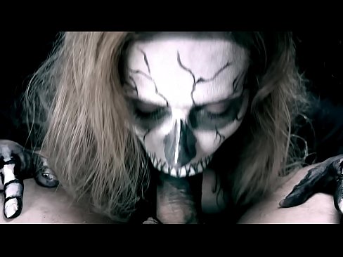 ❤️ Gadis iblis mengisap ayam dengan mulut hitamnya dan menelan air mani. ❤️ Porno di id.porngifmag.ru